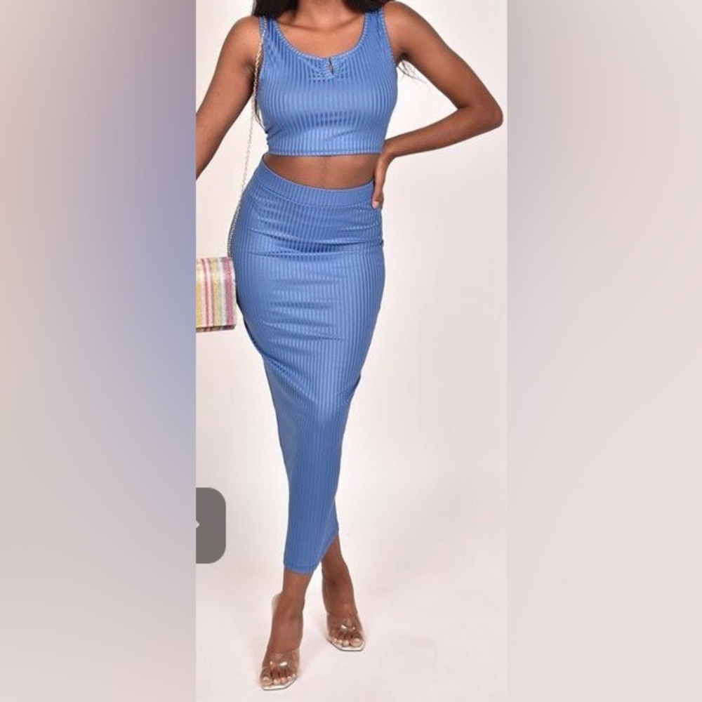 Two Piece crop top long skirt